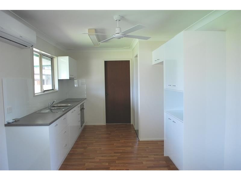 48 Spring Valley Ave, Gorokan NSW 2263