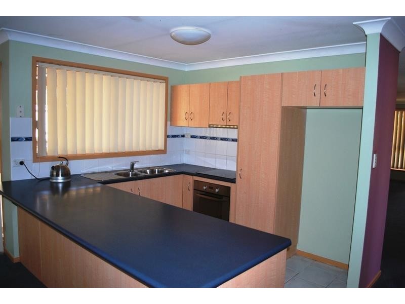 108 Blueridge Dr, Blue Haven NSW 2262