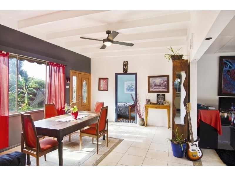 32 Rolfe Ave, Kanwal NSW 2259