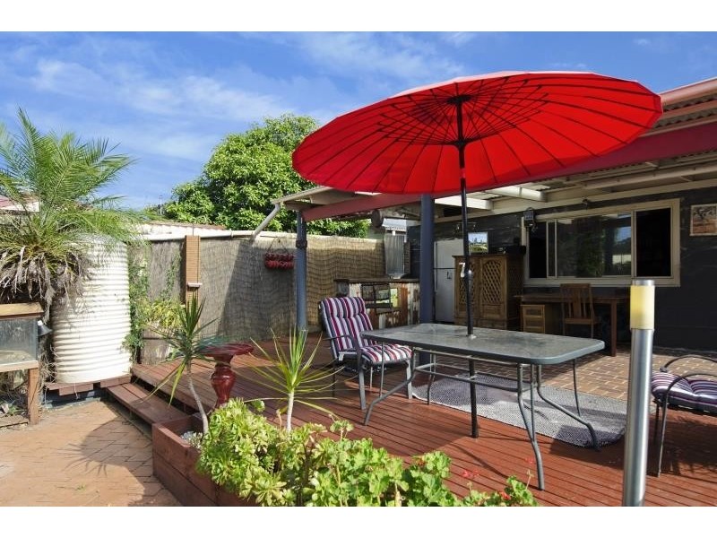 32 Rolfe Ave, Kanwal NSW 2259