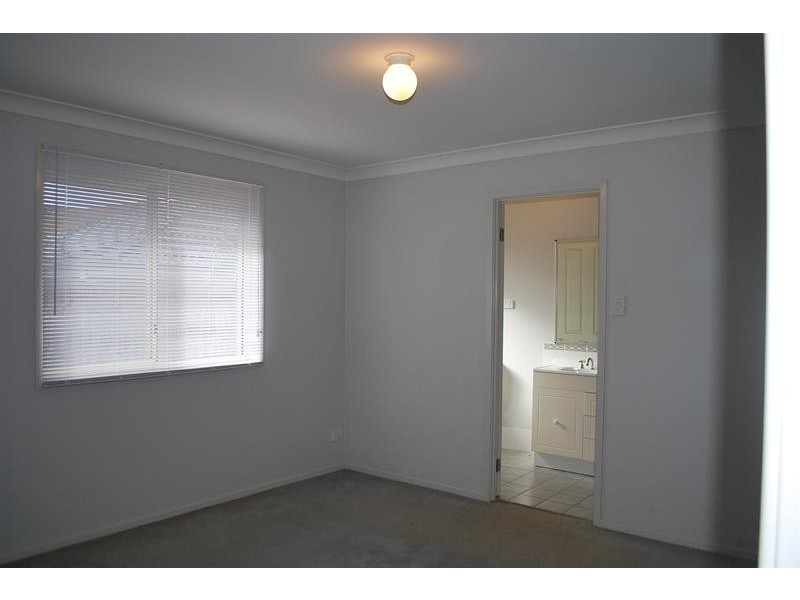 24 Imlay St, Woongarrah NSW 2259