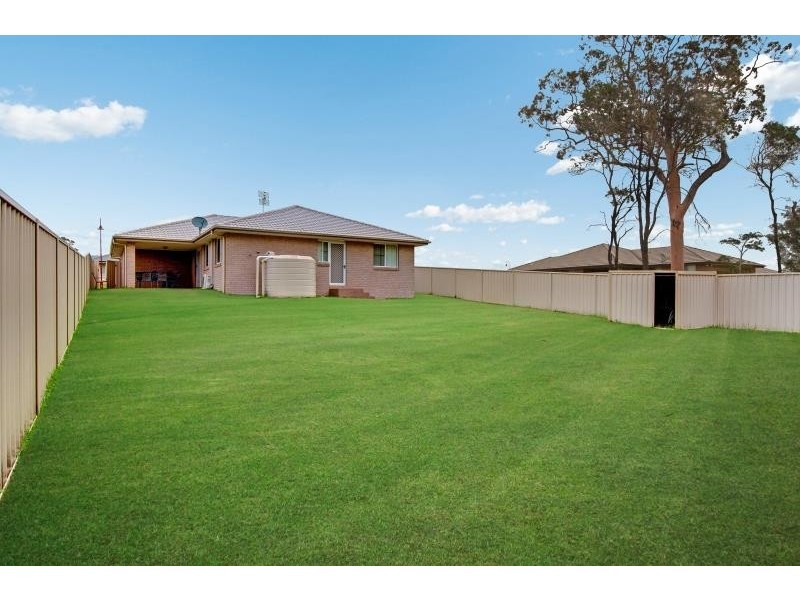 29 Fernhill Ave, Hamlyn Terrace NSW 2259