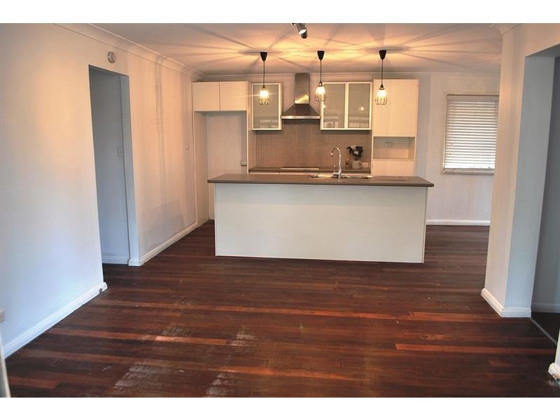 12 Una Ave, Charmhaven NSW 2263