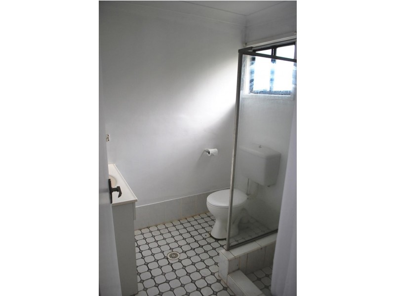 12 Una Ave, Charmhaven NSW 2263