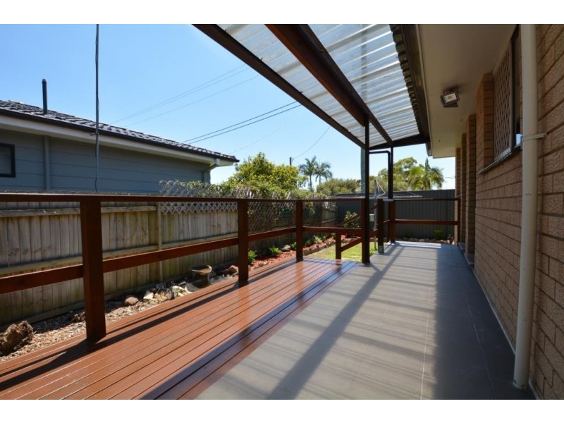 1 Marks Road, Gorokan NSW 2263