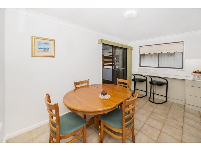 80 Malvina Pde, Lake Haven NSW 2263