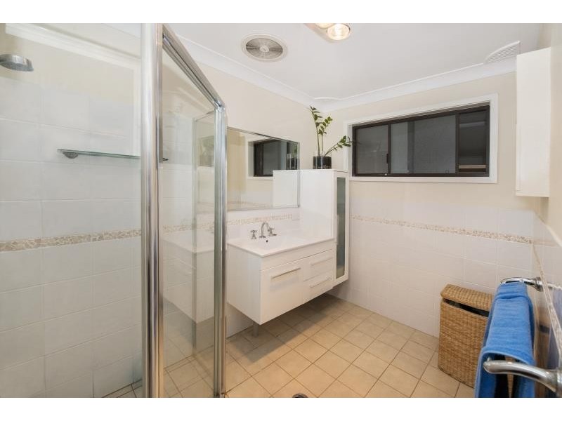 80 Malvina Pde, Lake Haven NSW 2263