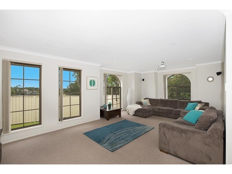 5 Evelyn Close, Hamlyn Terrace NSW 2259