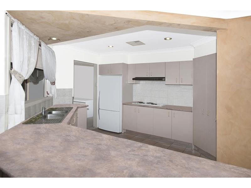 13 Samantha Cl, Kanwal NSW 2259