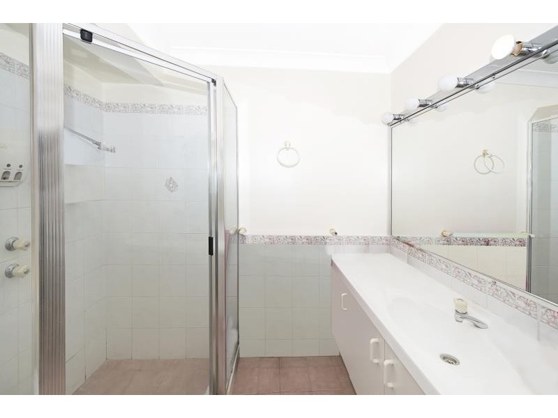 13 Samantha Cl, Kanwal NSW 2259