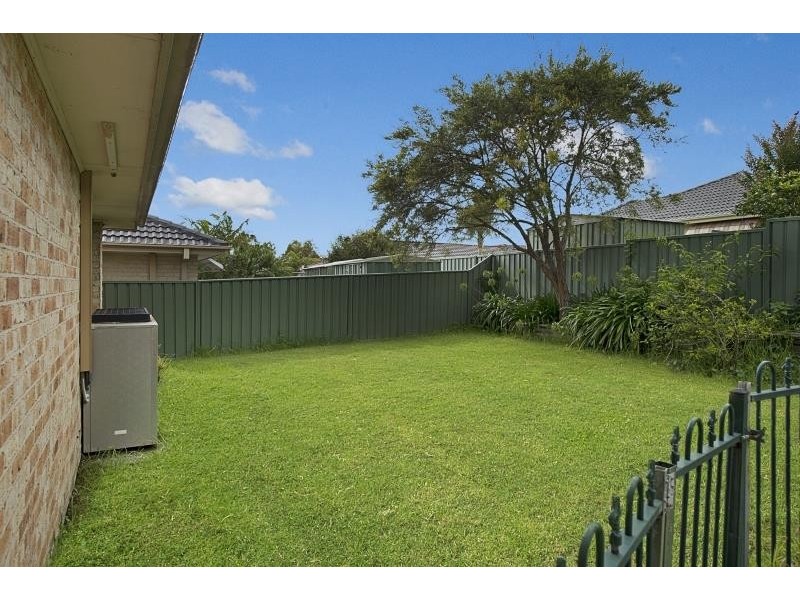 13 Samantha Cl, Kanwal NSW 2259