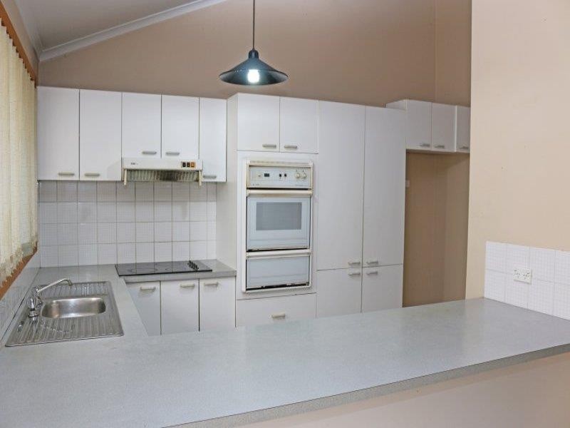 14 Donald Ave, Kanwal NSW 2259