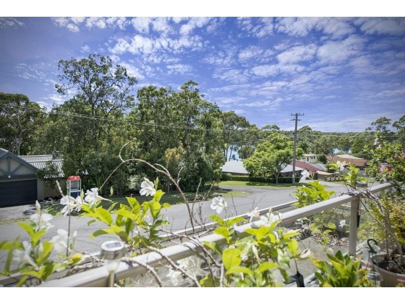 Chain Valley Bay NSW 2259