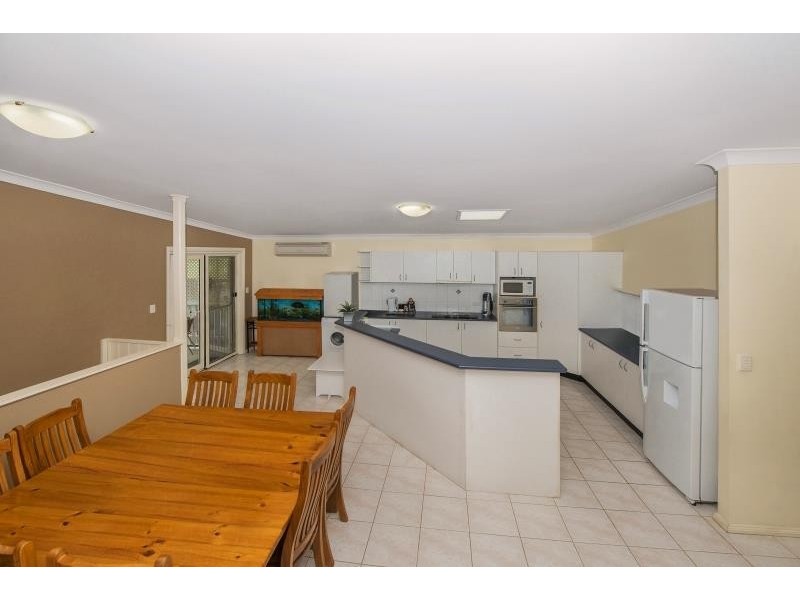 44 Vena Ave, Gorokan NSW 2263