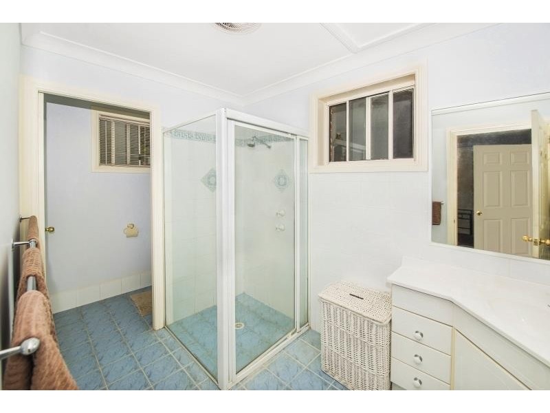 44 Vena Ave, Gorokan NSW 2263