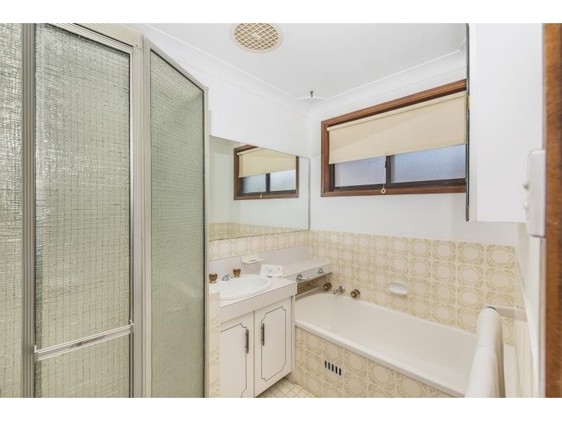 30 Rowena St, Noraville NSW 2263