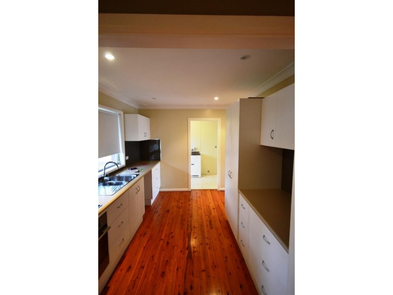 7 James Rd, Toukley NSW 2263