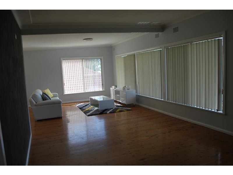 3/5 Ada Ave, Noraville NSW 2263