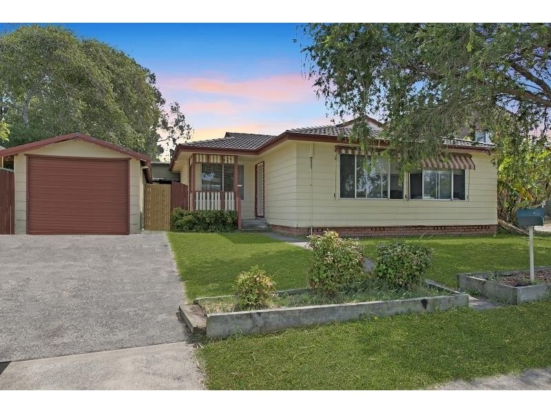 10 Gleddon Ave, Gorokan NSW 2263