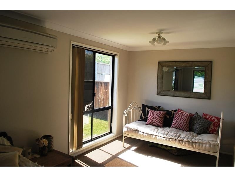 2 Marsden Rd, Blue Haven NSW 2262