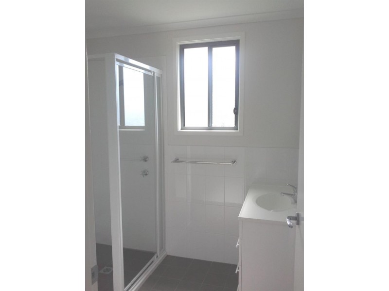 26a Crystal Cres, Wyong NSW 2259