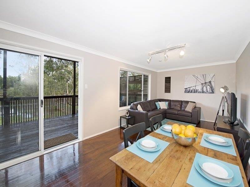 16 Turner Cl, Blue Haven NSW 2262