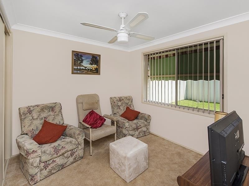 31 Marsden Rd, Blue Haven NSW 2262