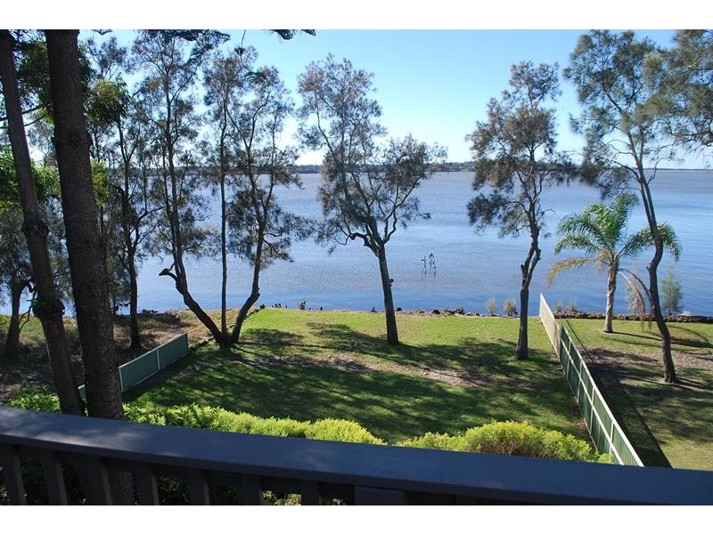 89 Malvina Pde, Lake Haven NSW 2263