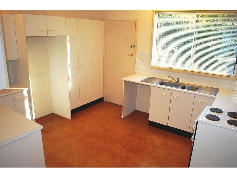 89 Malvina Pde, Lake Haven NSW 2263