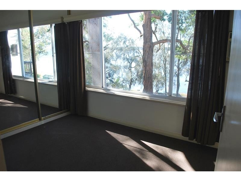 89 Malvina Pde, Lake Haven NSW 2263