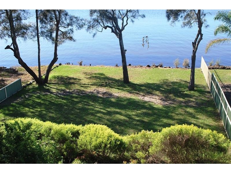 89 Malvina Pde, Lake Haven NSW 2263