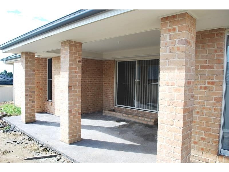 30 Bayberry Ave, Woongarrah NSW 2259
