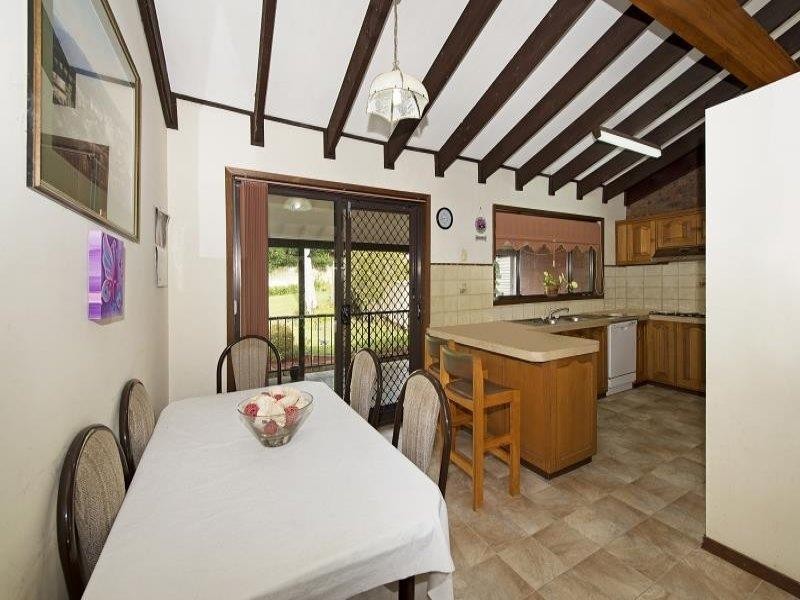 24 Grandview Pde, Gorokan NSW 2263