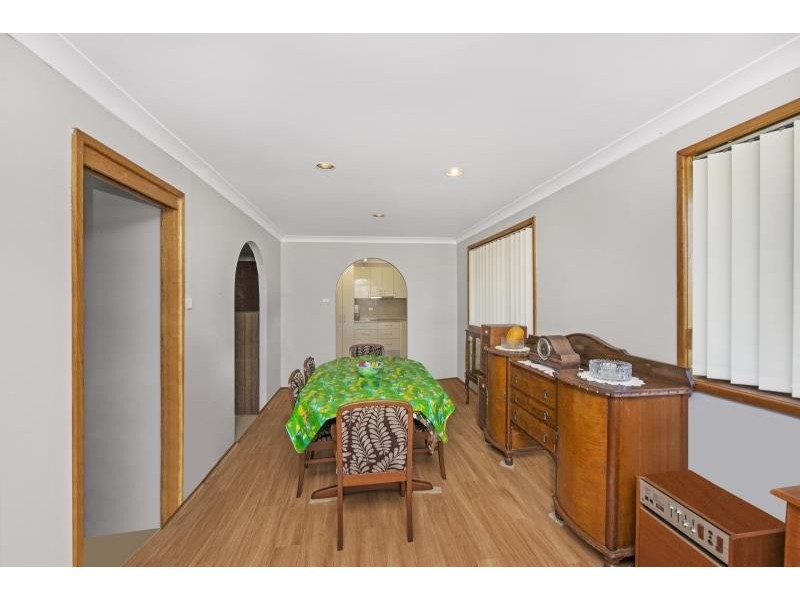 30 Craigie Ave, Kanwal NSW 2259