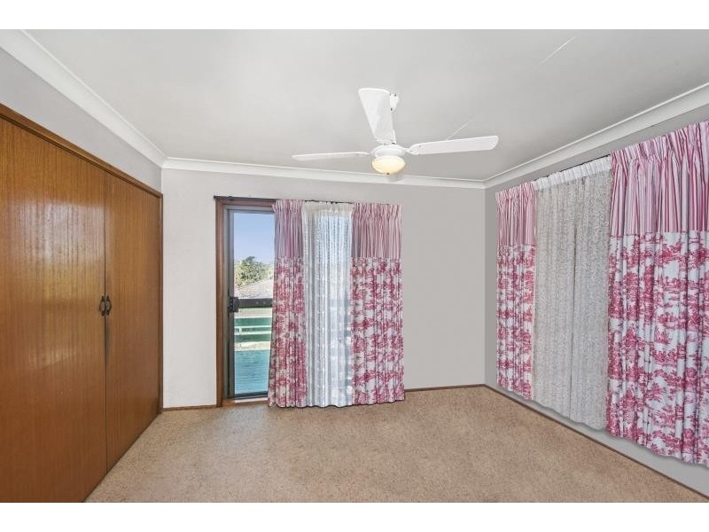 30 Craigie Ave, Kanwal NSW 2259