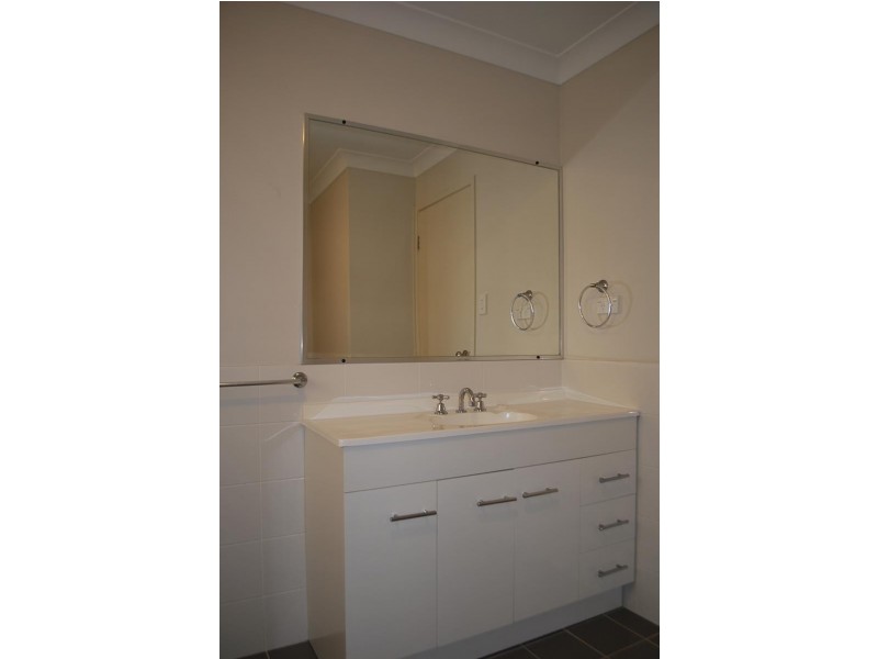 10 Farrier Cres, Hamlyn Terrace NSW 2259