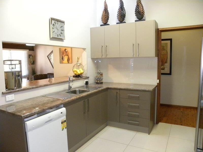 55 Dunrossil Ave, Watanobbi NSW 2259