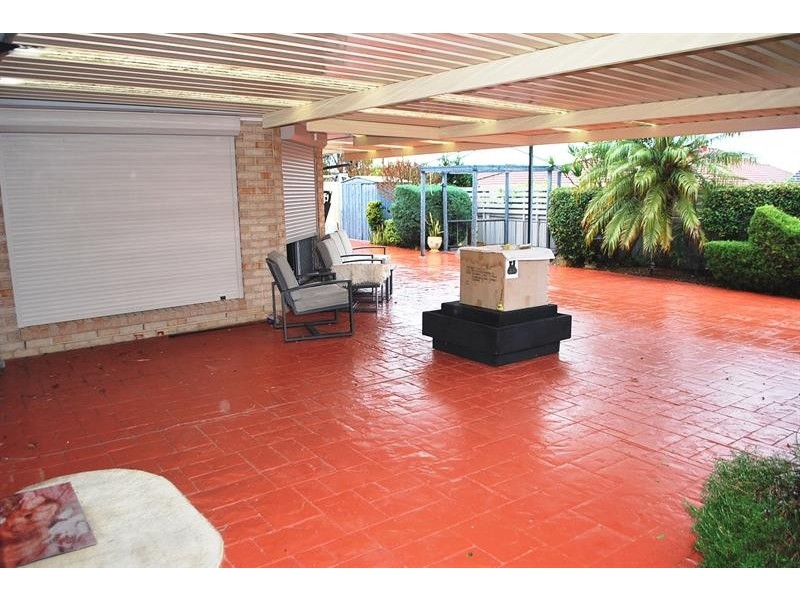 8 Tuscan Pl, Blue Haven NSW 2262