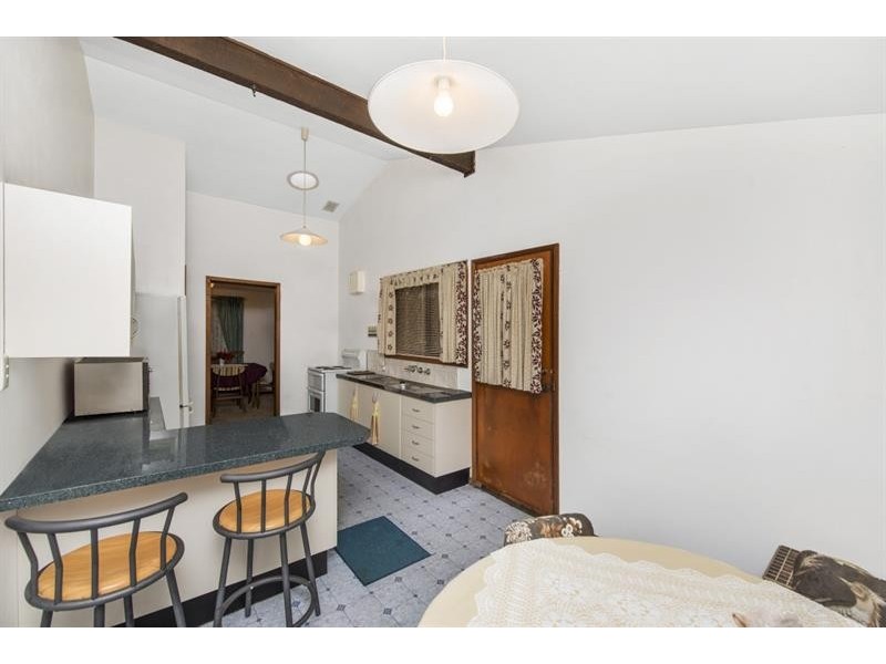 5 Minnamurra Rd, Gorokan NSW 2263
