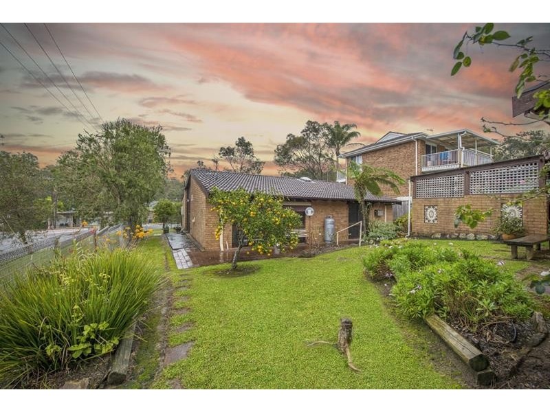 5 Minnamurra Rd, Gorokan NSW 2263