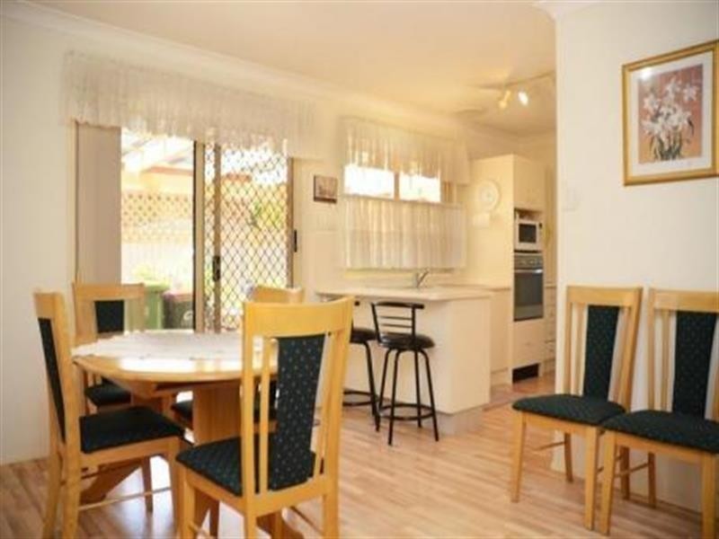 41 Barega Cl, Buff Point NSW 2262