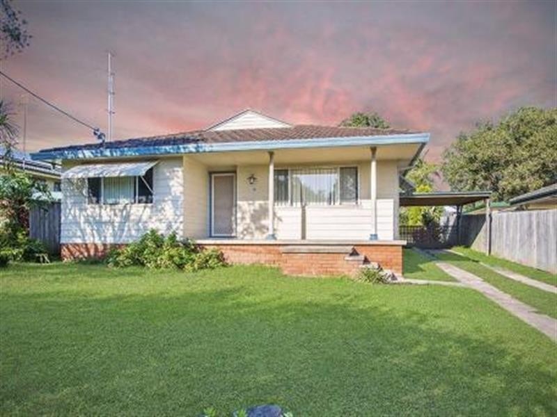 30 Ocean View Pde, Gorokan NSW 2263
