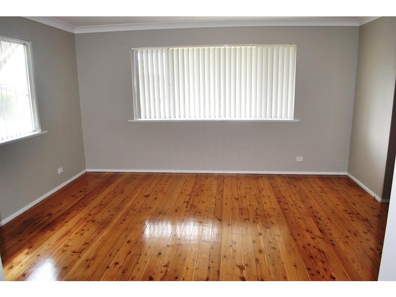 30 Ocean View Pde, Gorokan NSW 2263