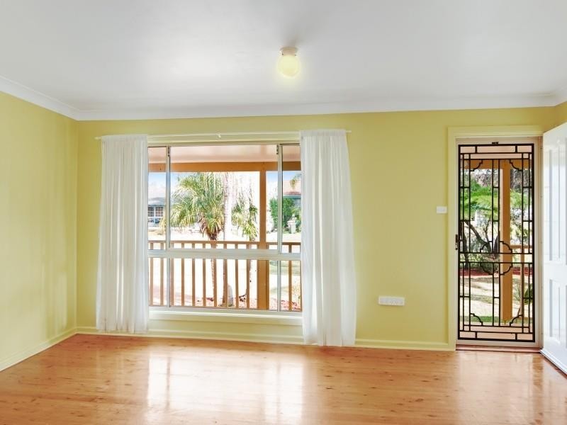 27 Taronga Ave, San Remo NSW 2262