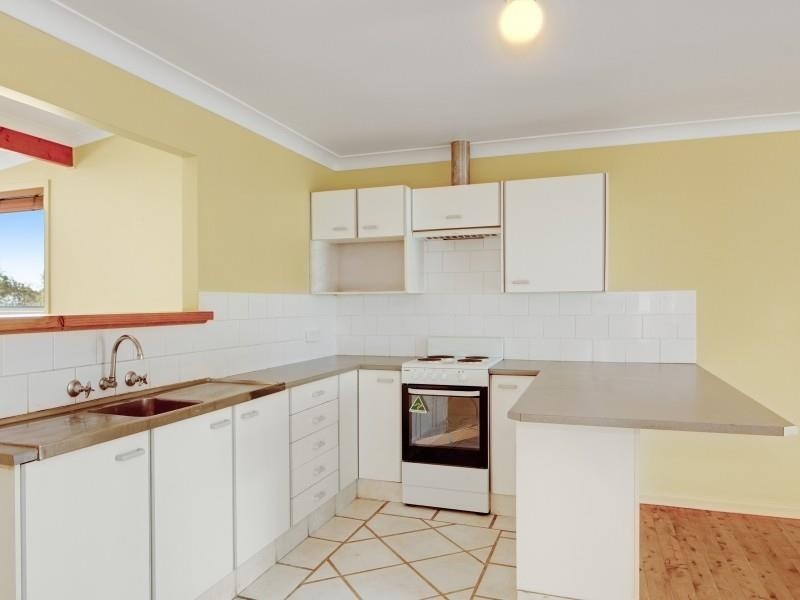 27 Taronga Ave, San Remo NSW 2262