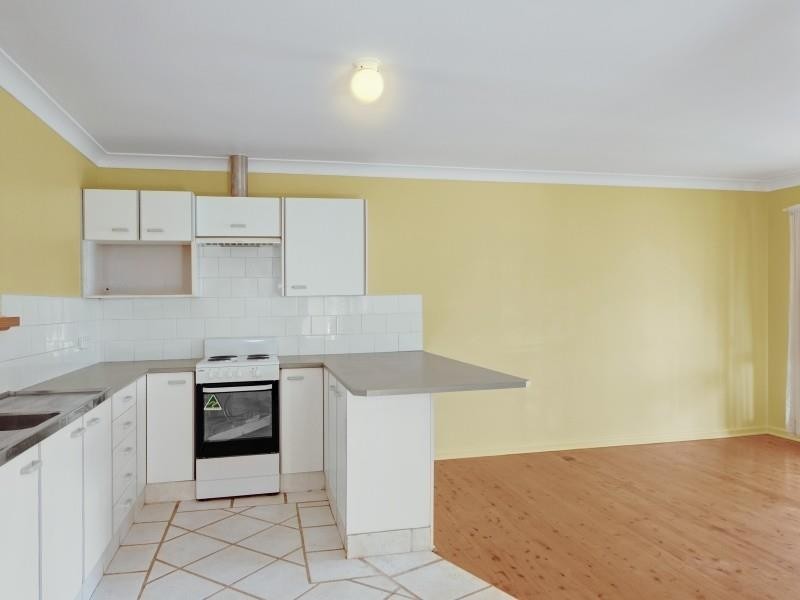 27 Taronga Ave, San Remo NSW 2262