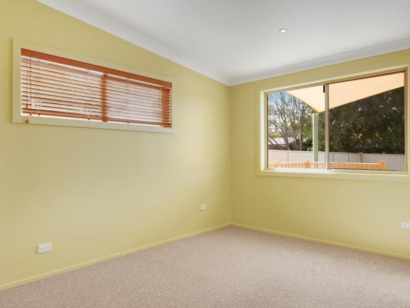 27 Taronga Ave, San Remo NSW 2262