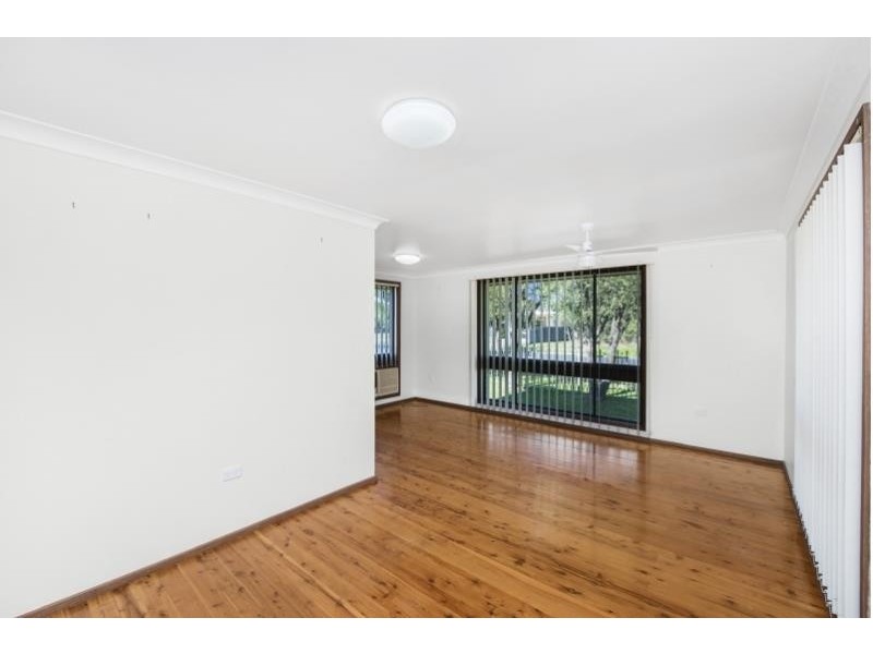 1 Kanimbla Ave, Charmhaven NSW 2263