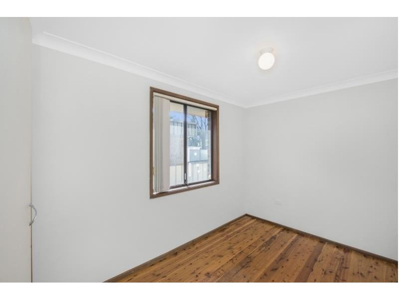1 Kanimbla Ave, Charmhaven NSW 2263