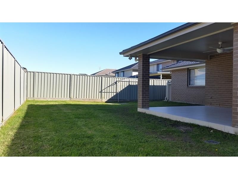 16 Ellalong Way, Woongarrah NSW 2259